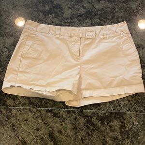 Vineyard Vines White Shorts